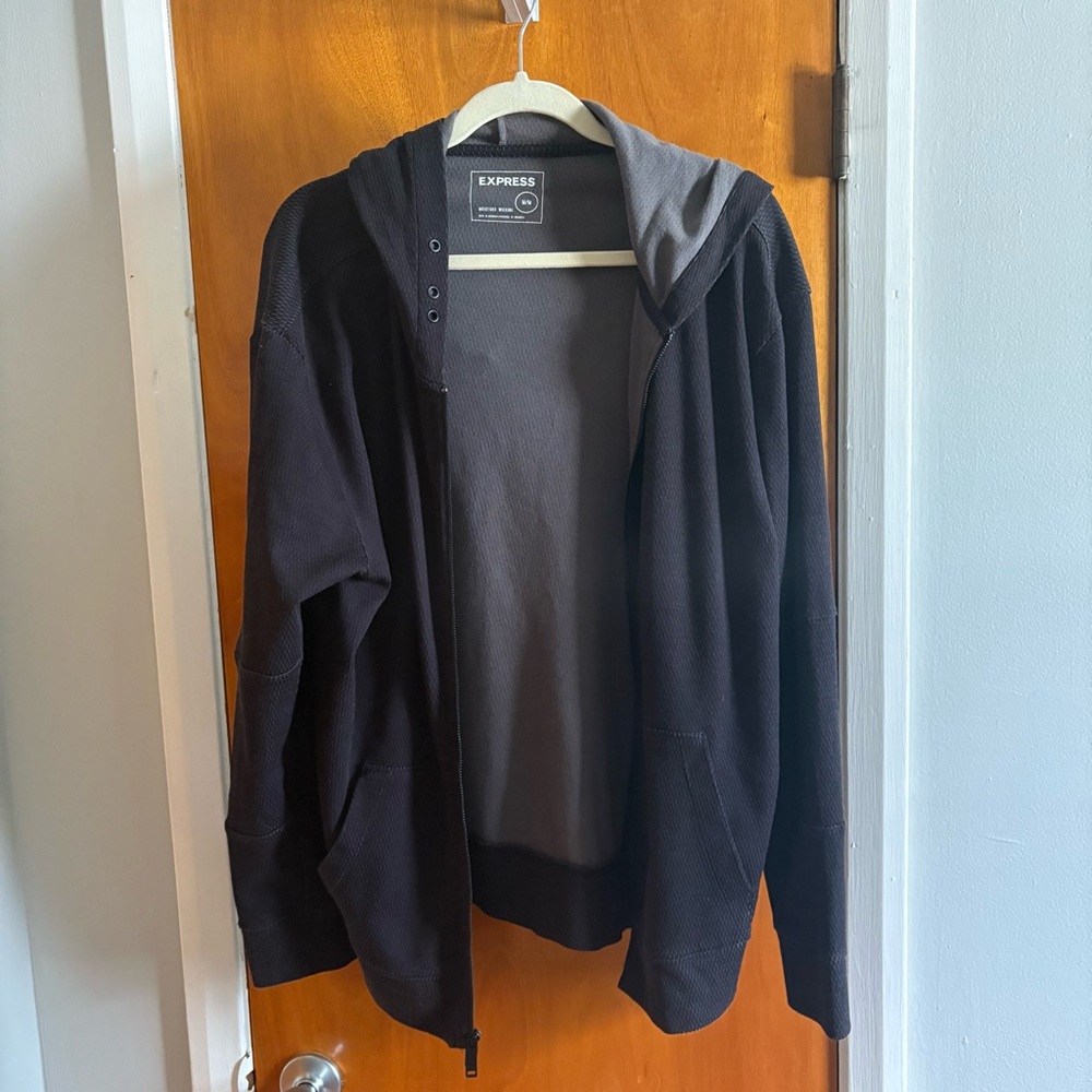 Express Men’s Black Hoodie SizeM – Sleek & Comfy